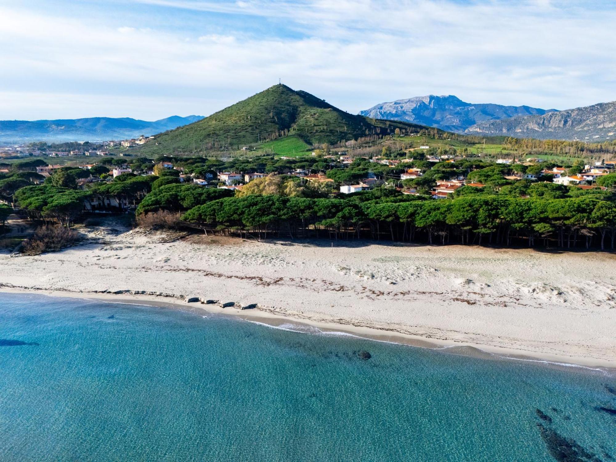 Corona'S Apartment- Fronte Spiaggia لا كاليتا المظهر الخارجي الصورة